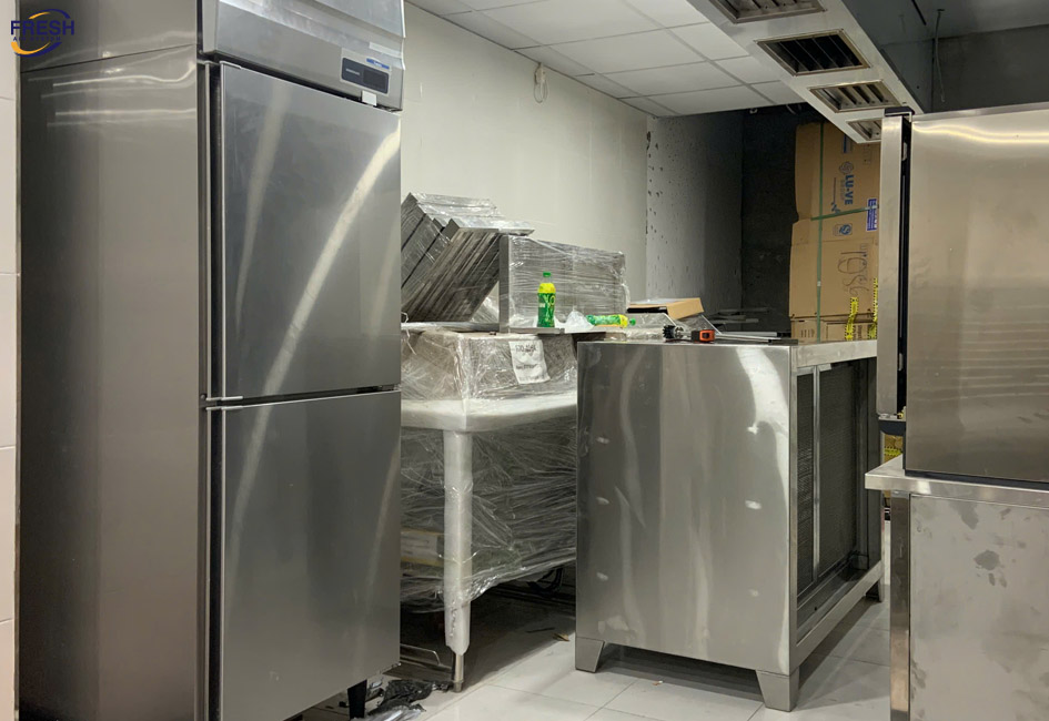 xu-ly-khi-thai-nha-hang-ga-ran-bang-may-loc-tinh-dien